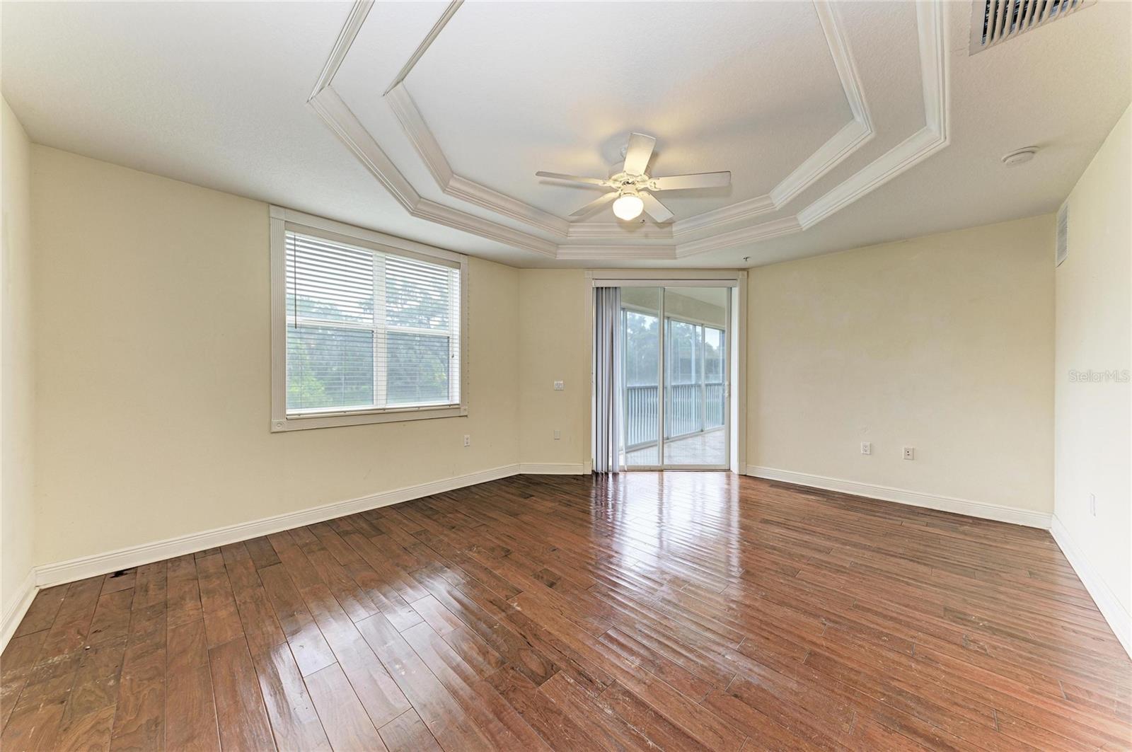 5200 MANORWOOD DR #2D