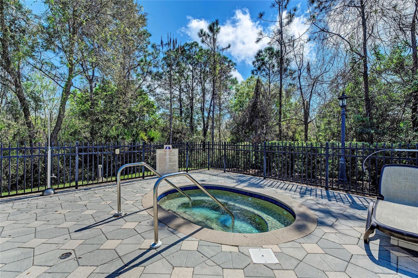 5200 MANORWOOD DR #2D
