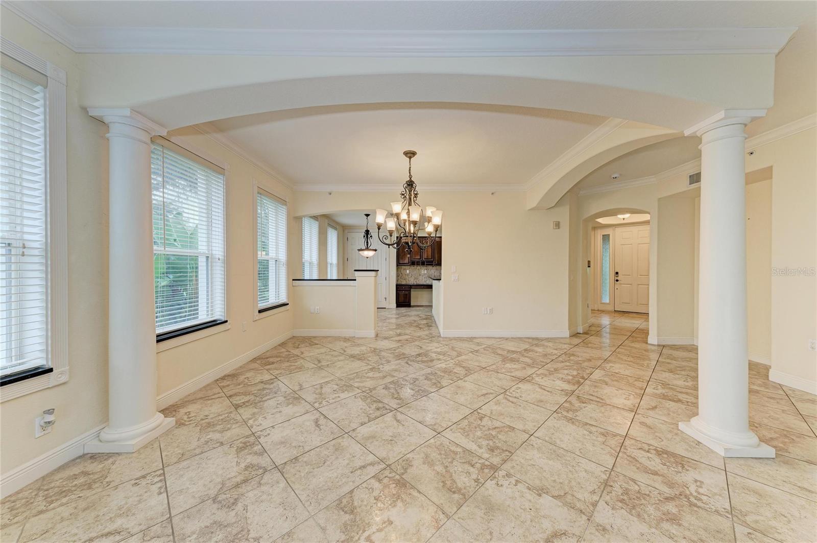 5200 MANORWOOD DR #2D