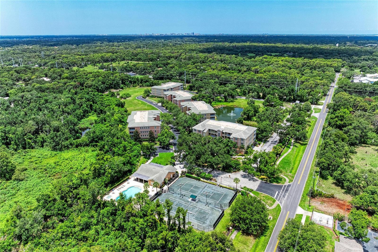 5200 MANORWOOD DR #2D