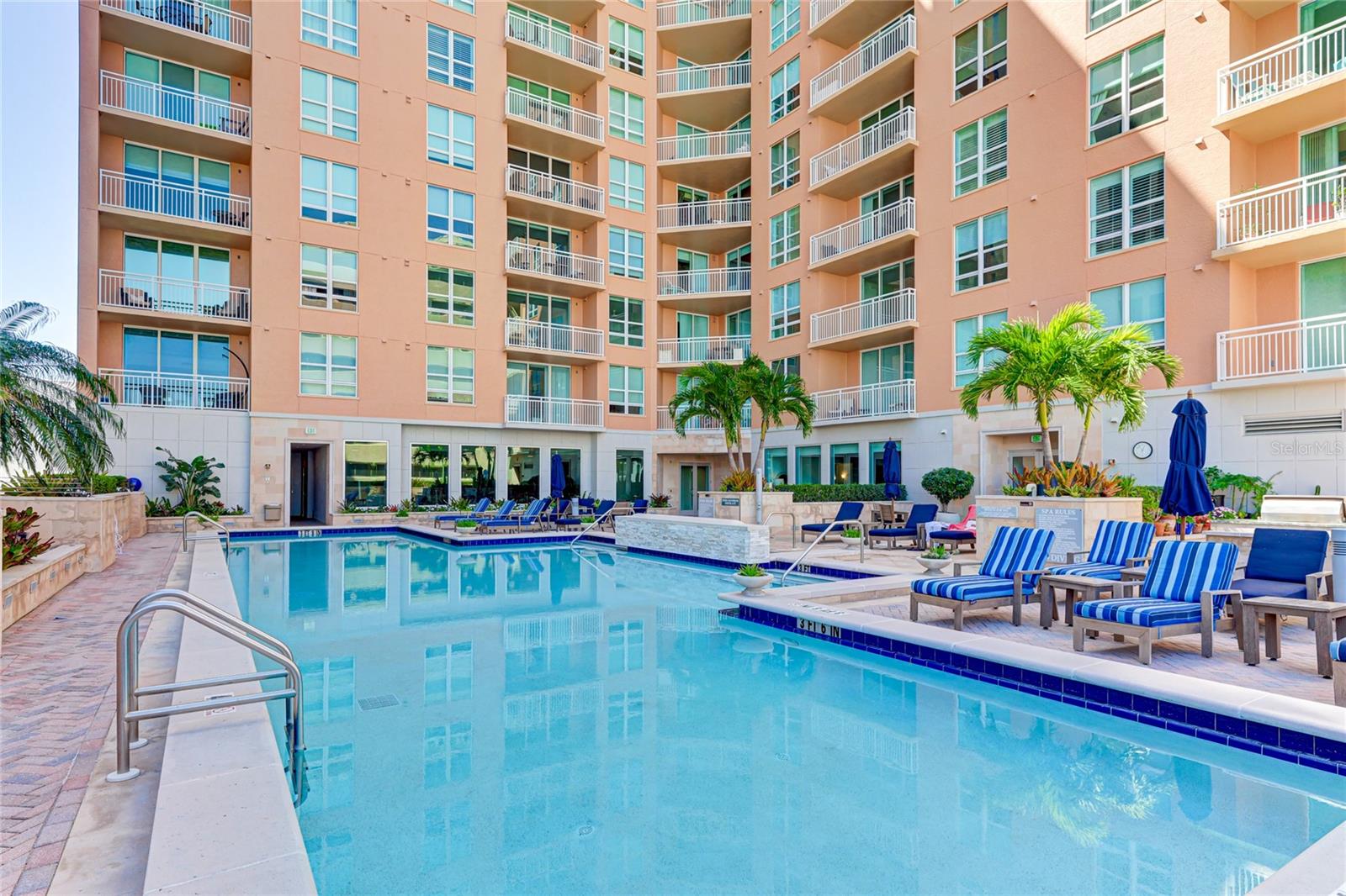 1350 MAIN ST #1503