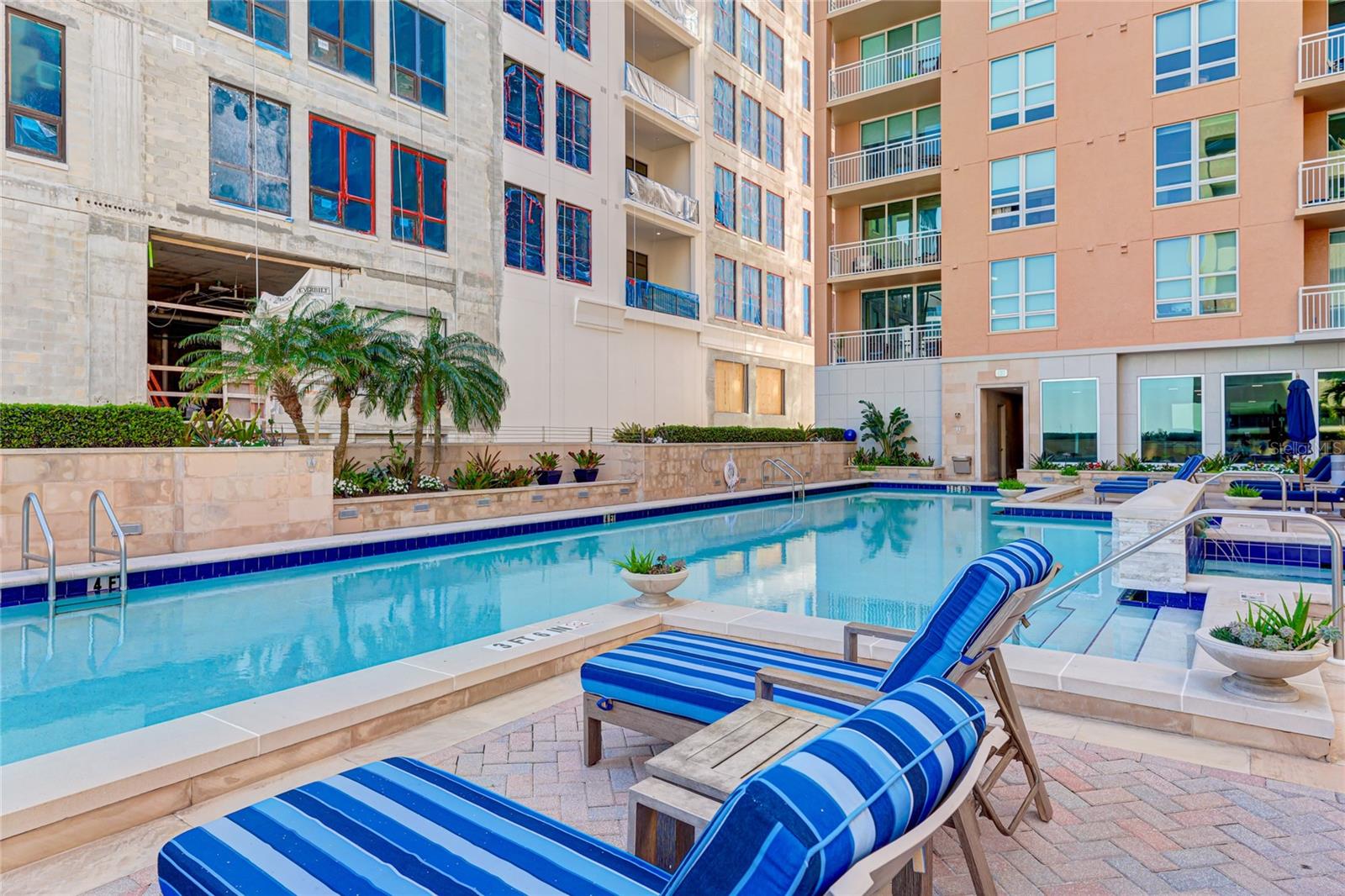 1350 MAIN ST #1503