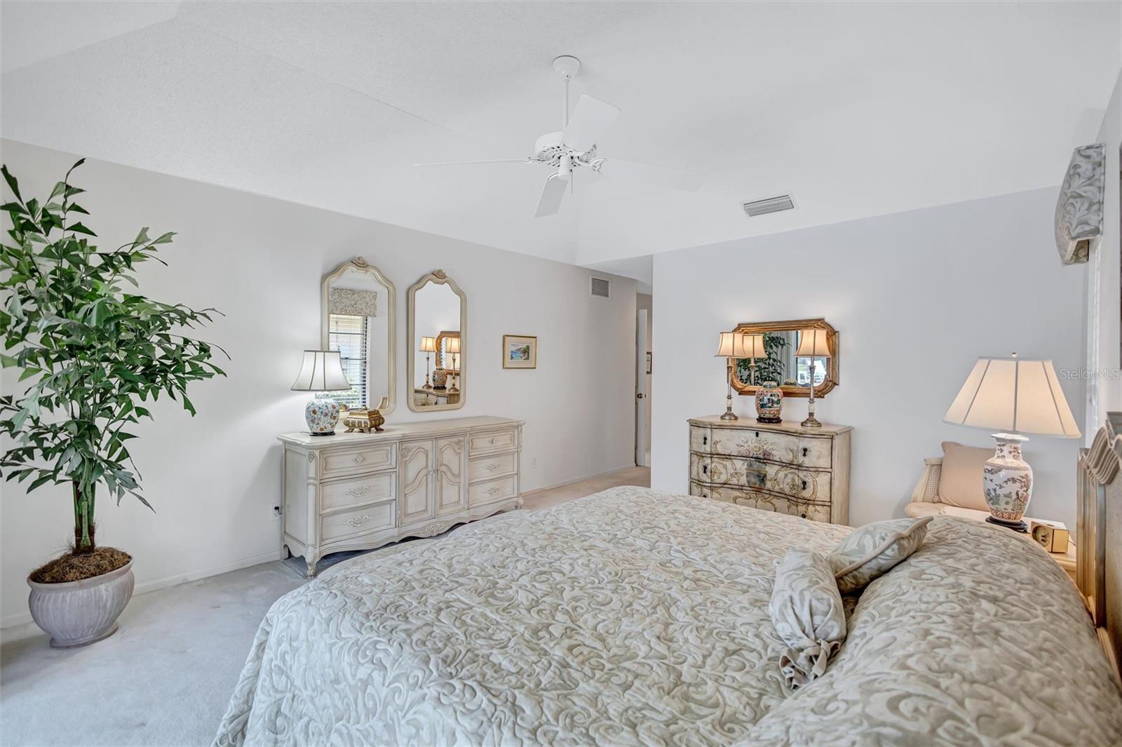 103 INLETS BLVD #103