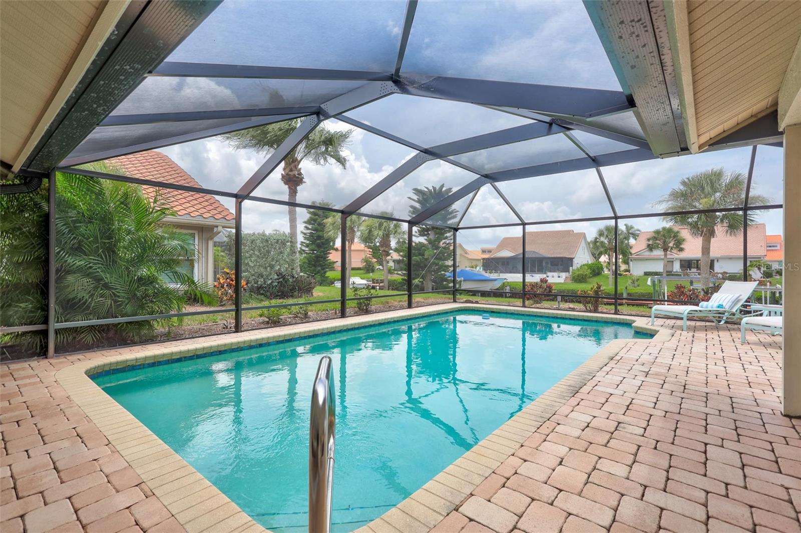 103 INLETS BLVD #103