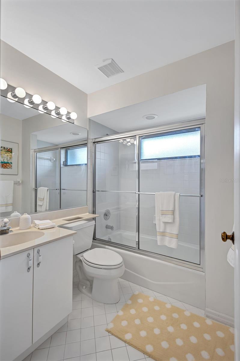 103 INLETS BLVD #103