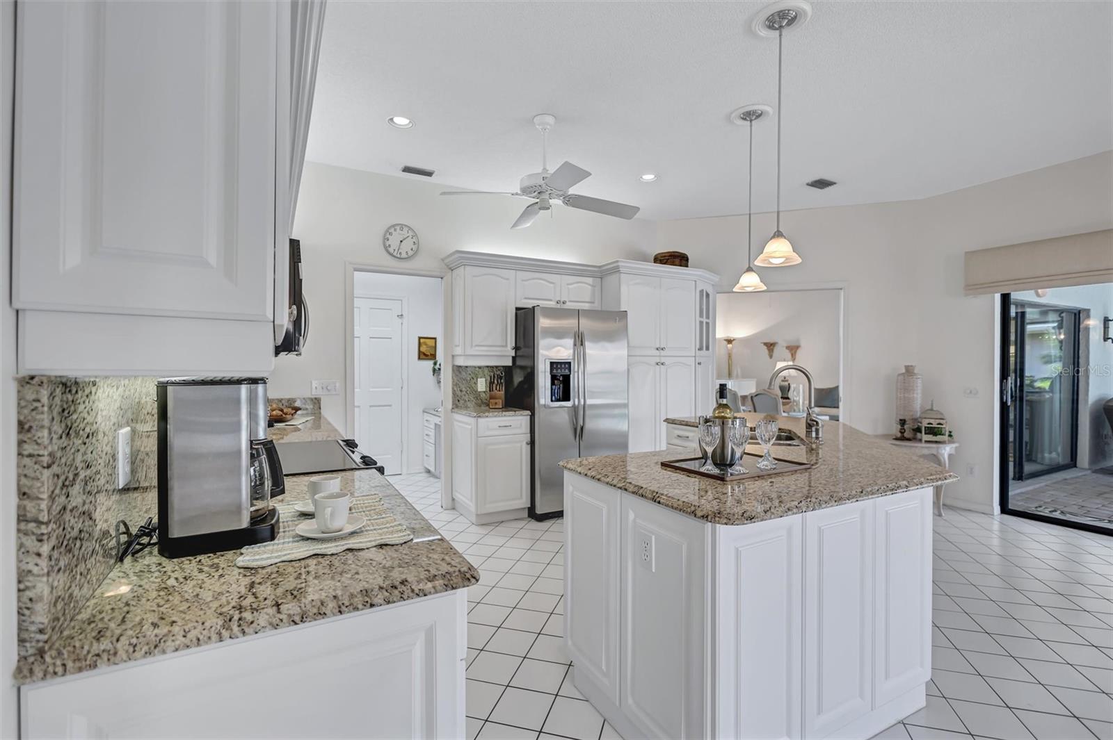103 INLETS BLVD #103