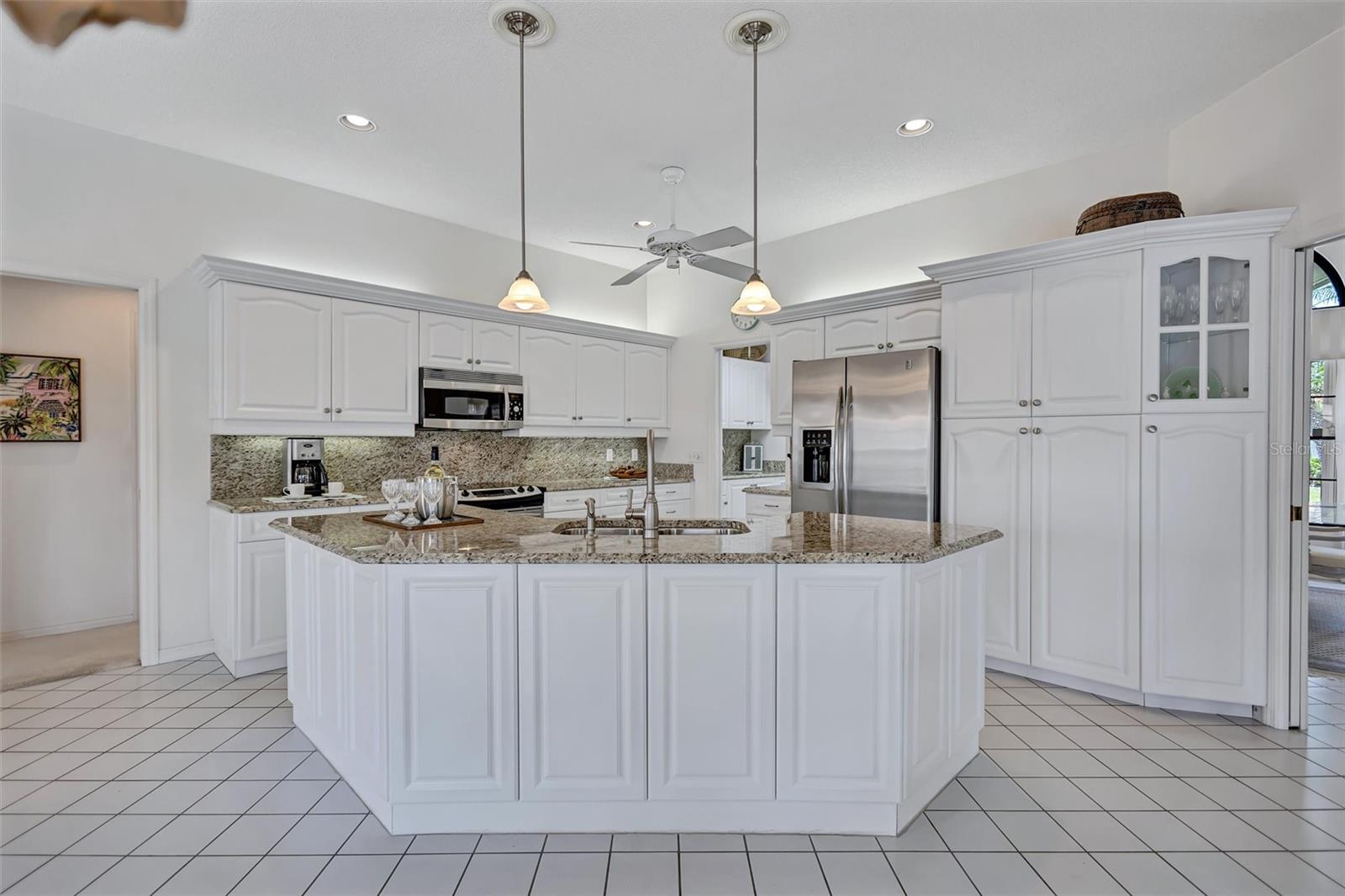 103 INLETS BLVD #103