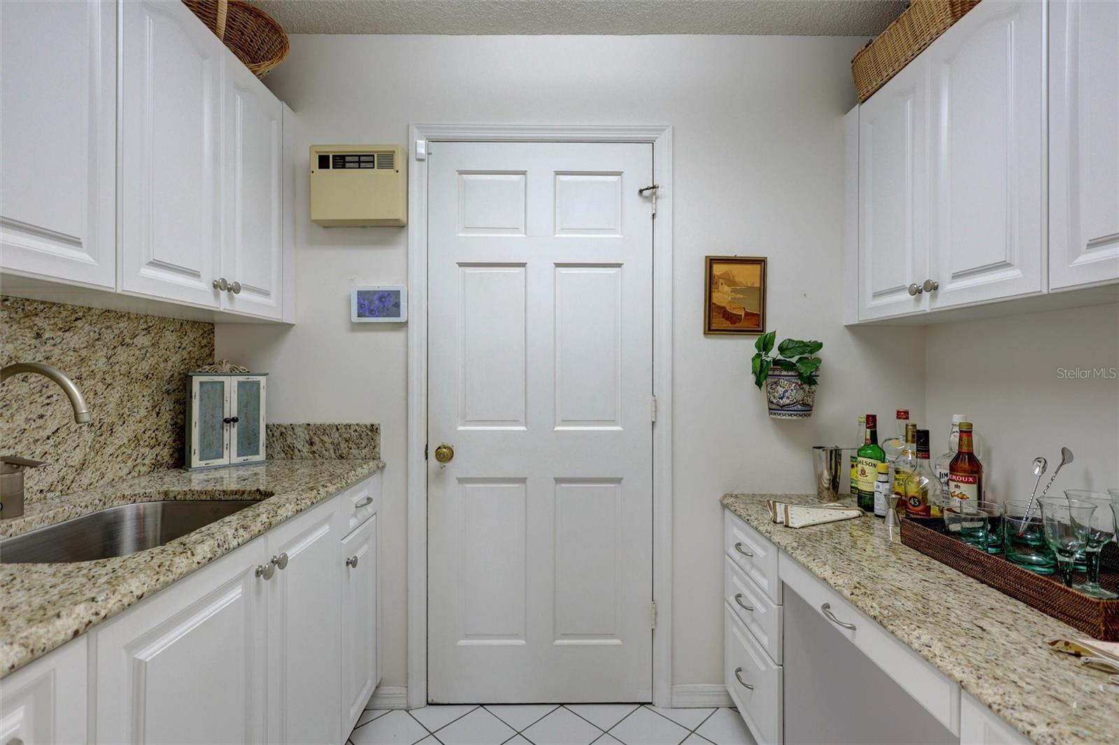 103 INLETS BLVD #103