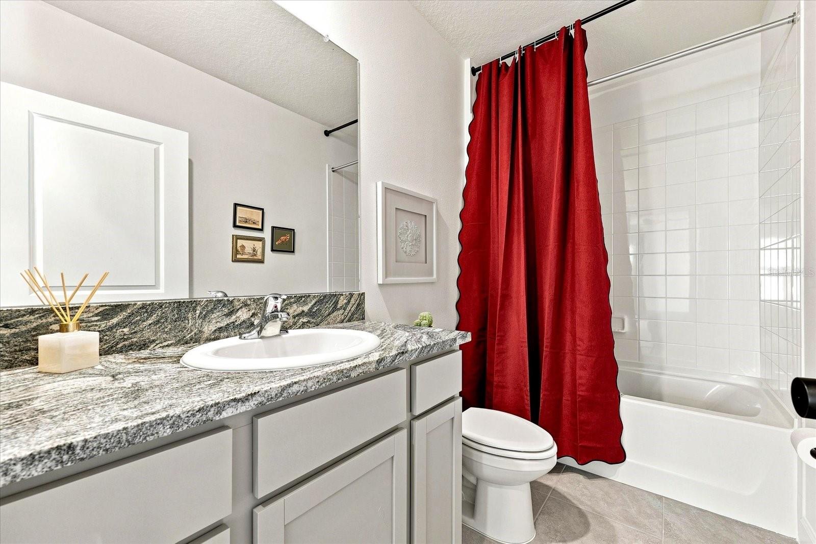 3283 HILLTOP CIR