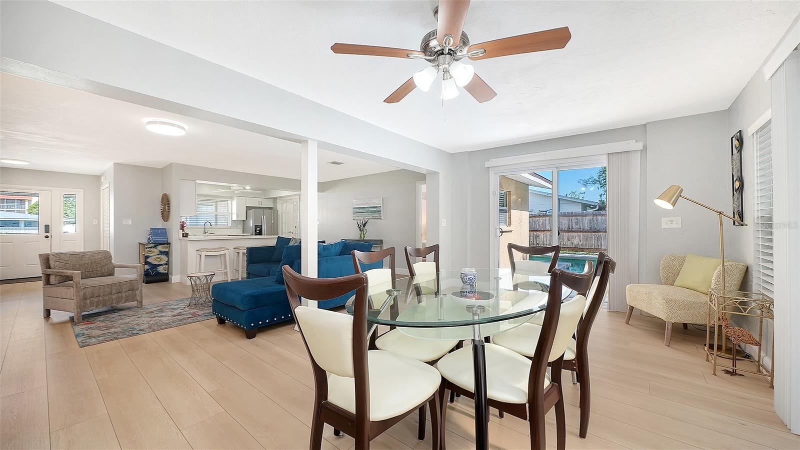 6515 COLONIAL DR