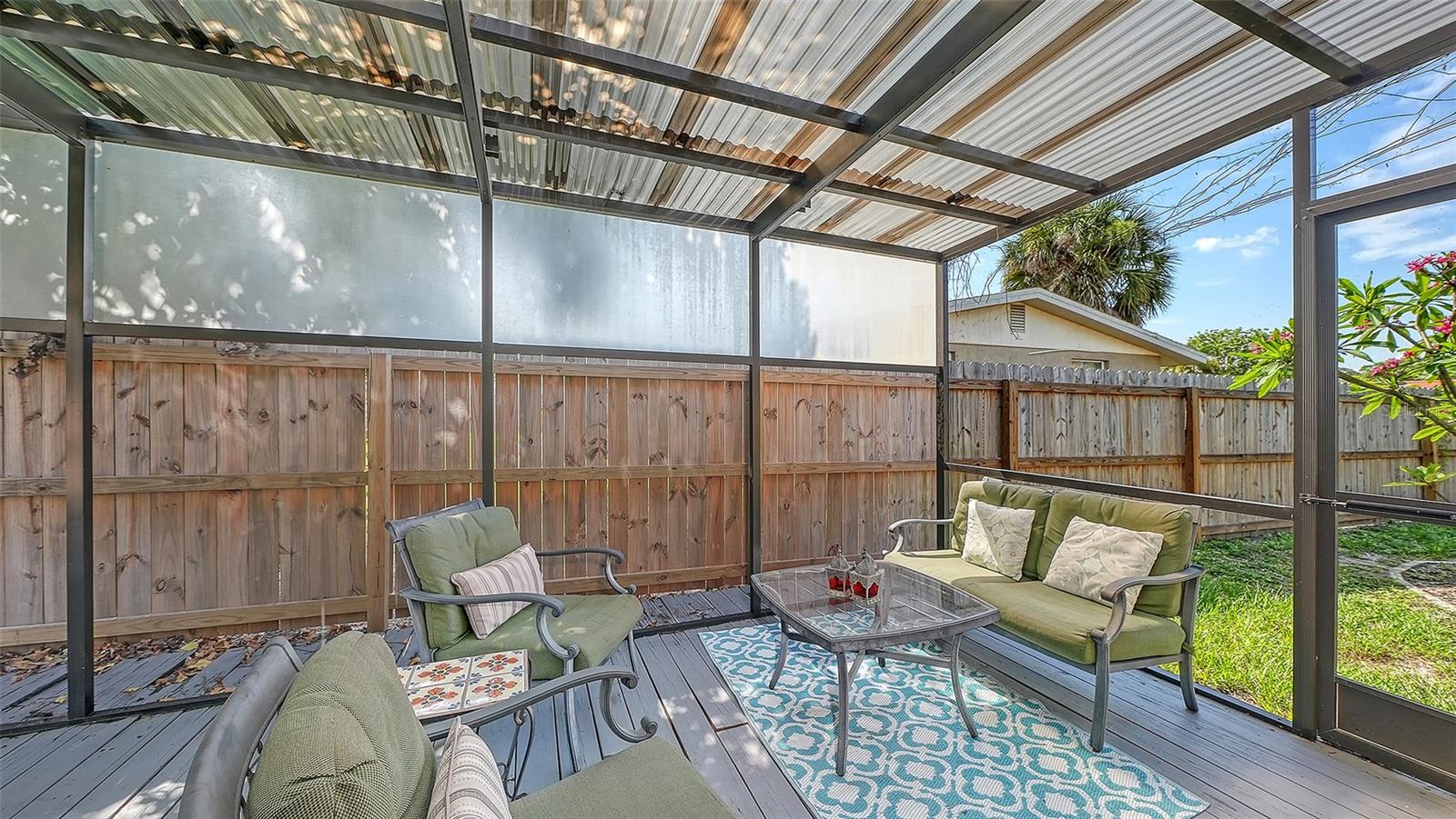 6515 COLONIAL DR