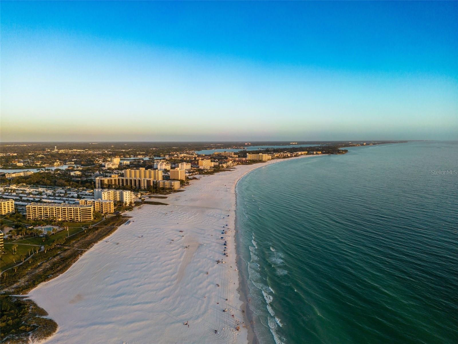 1280 DOLPHIN BAY WAY #402