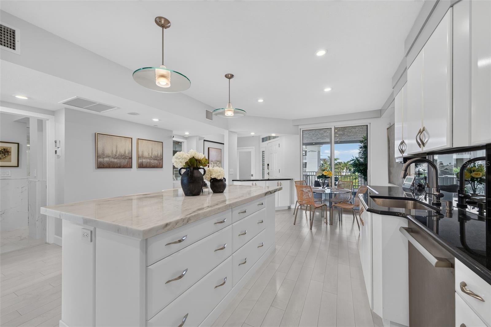 1280 DOLPHIN BAY WAY #402