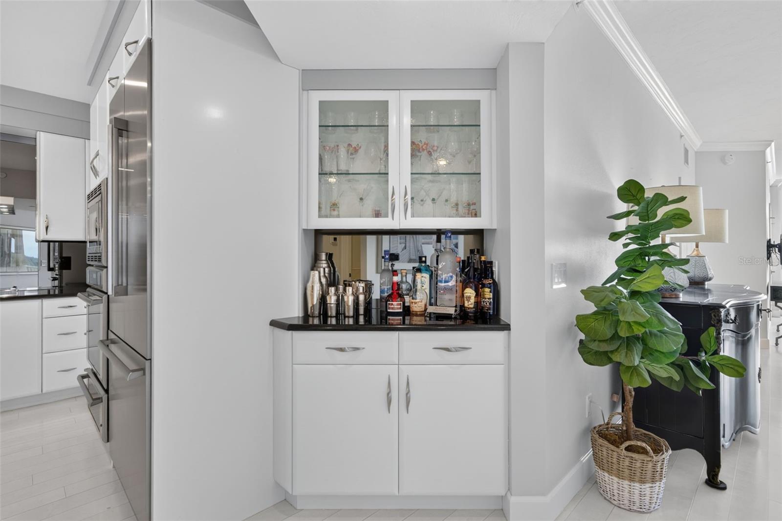 1280 DOLPHIN BAY WAY #402