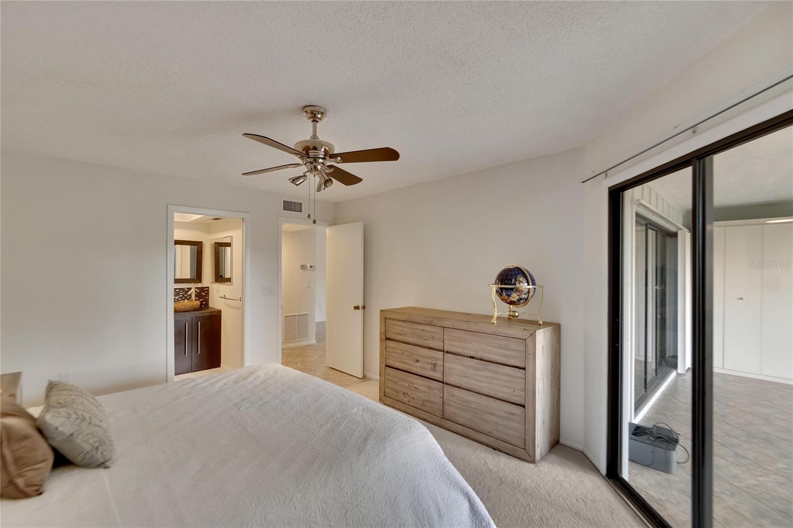 3415 WILD OAK BAY BLVD #427