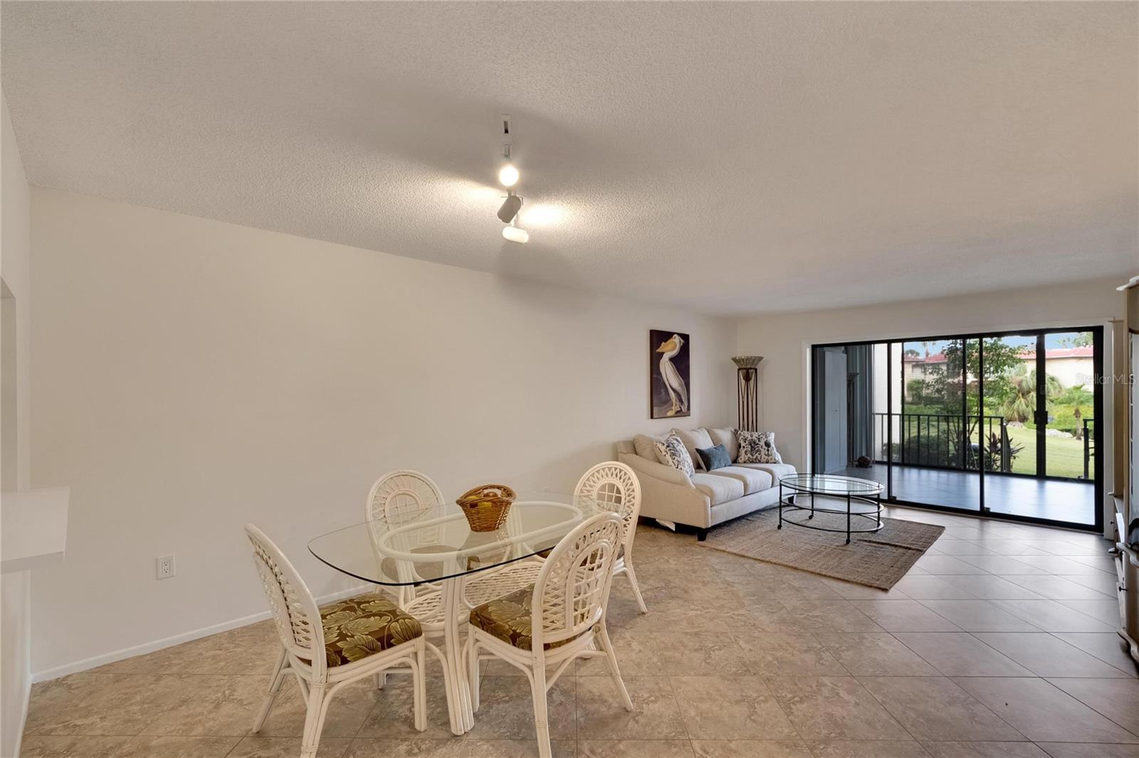 3415 WILD OAK BAY BLVD #427