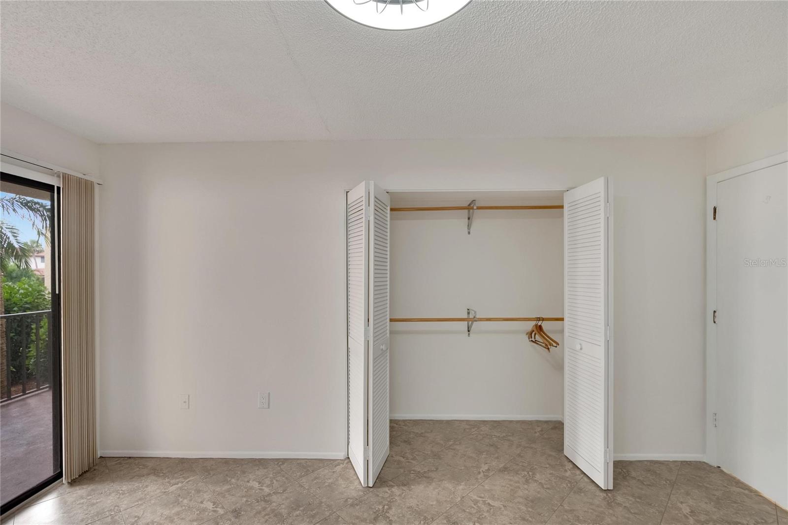 3415 WILD OAK BAY BLVD #427