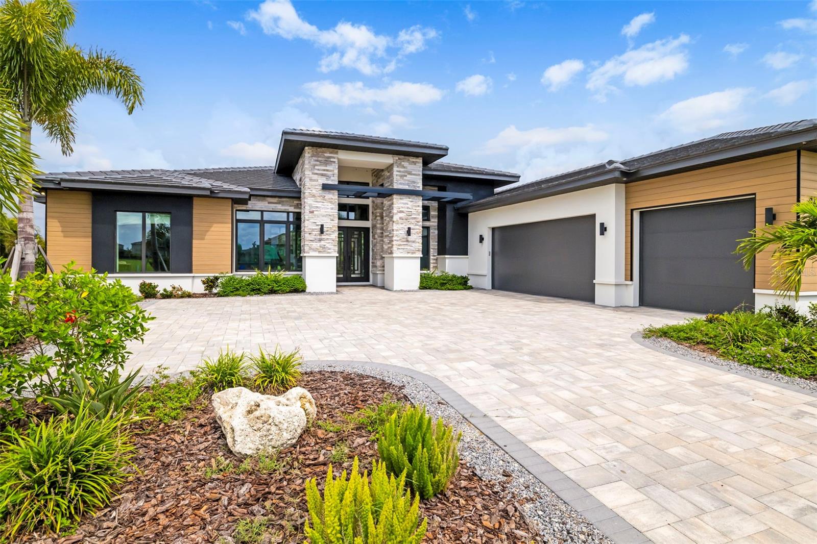 4116 BUTTE TRL