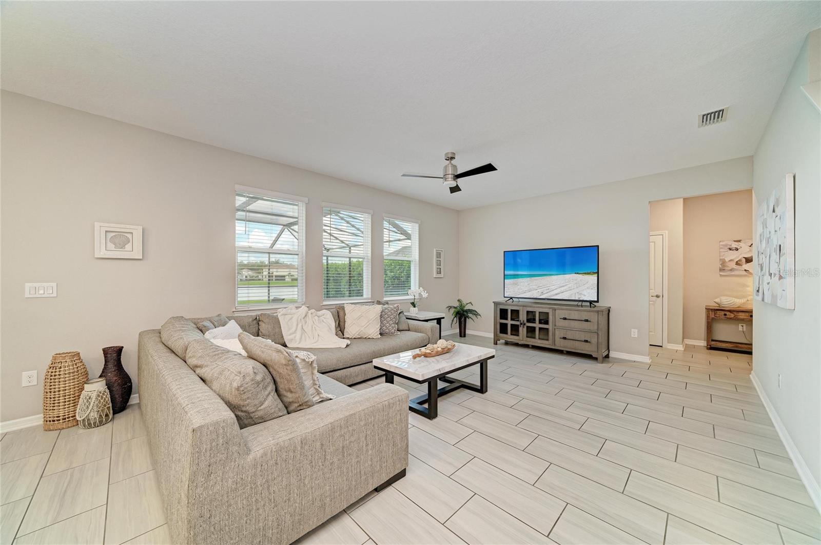 3116 DESERT PLAIN CV