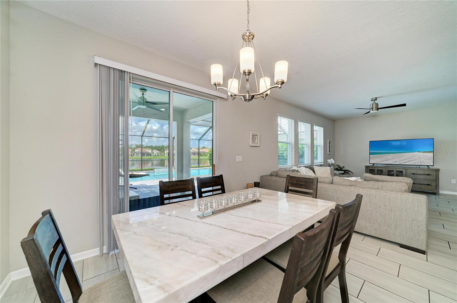 3116 DESERT PLAIN CV