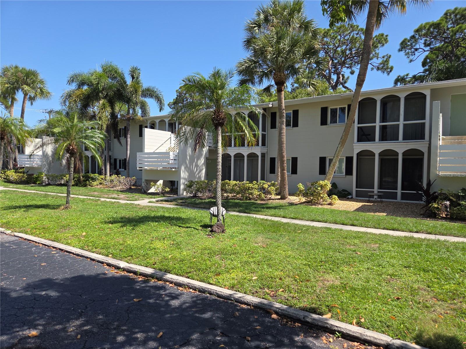 2304 RINGLING BLVD #104