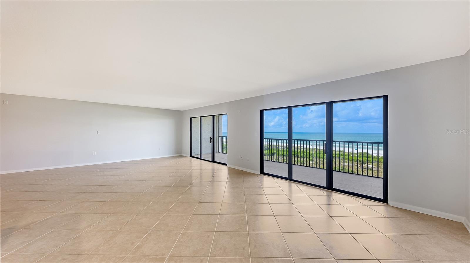 420 BEACH RD #706