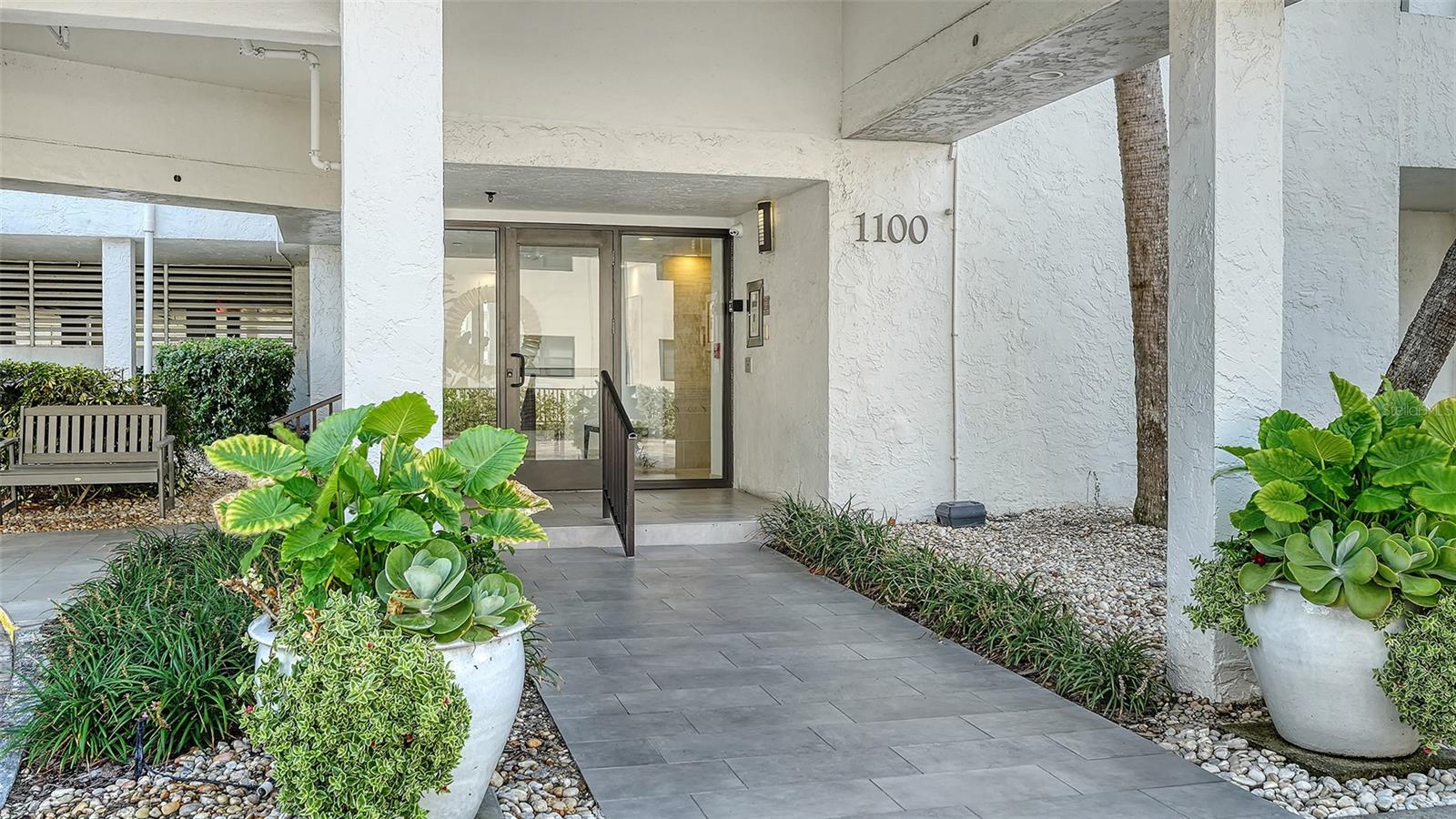 1100 BENJAMIN FRANKLIN DR #204