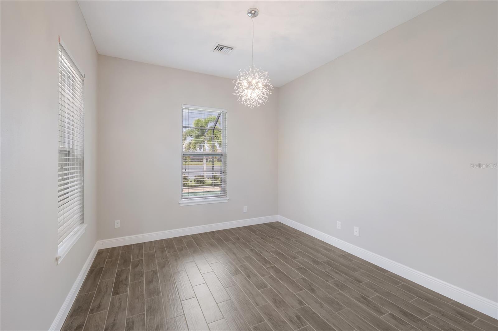 10103 CARNOUSTIE PL
