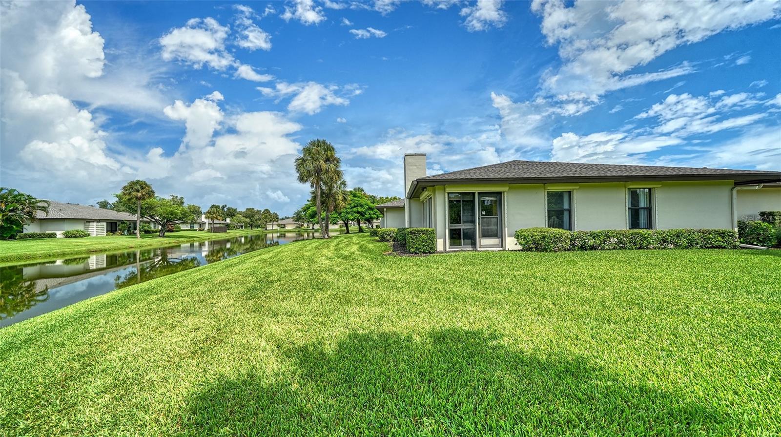 3615 MUIRFIELD DR #3D