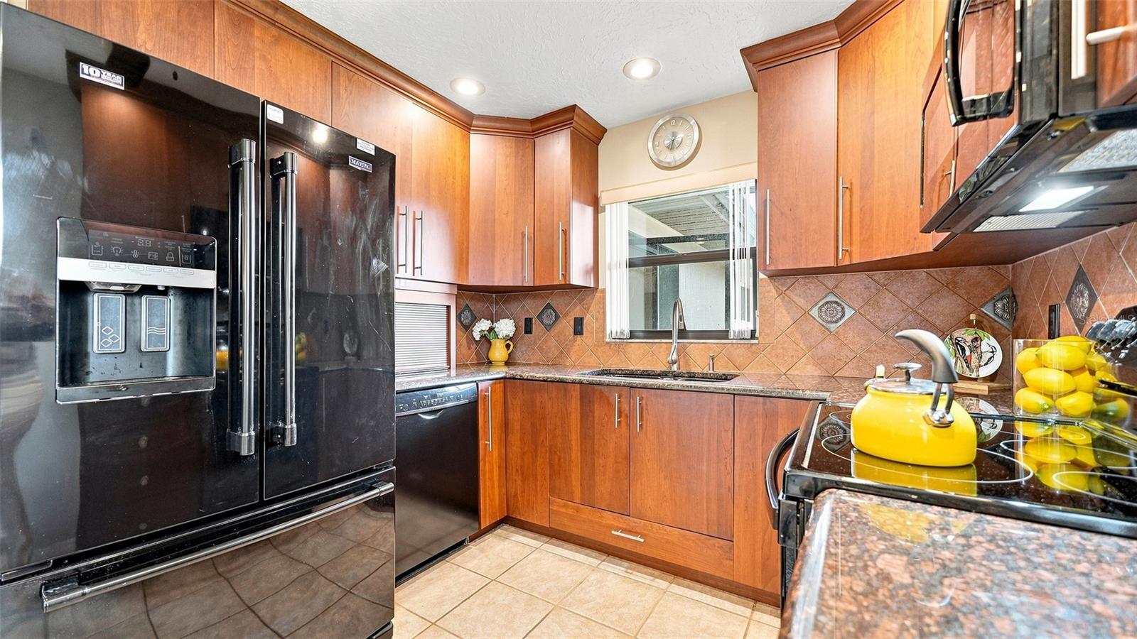 3615 MUIRFIELD DR #3D