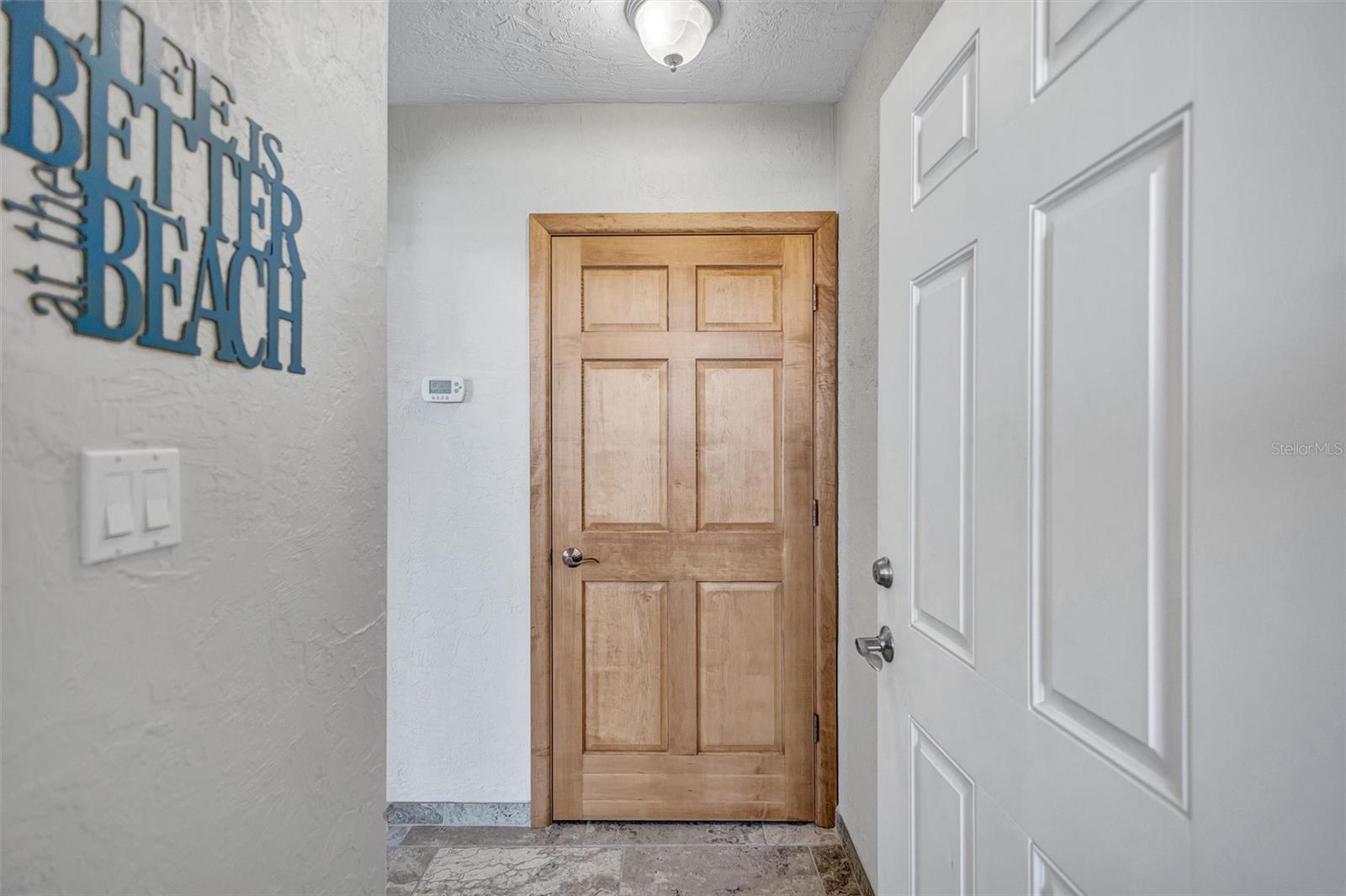 6140 MIDNIGHT PASS RD #101