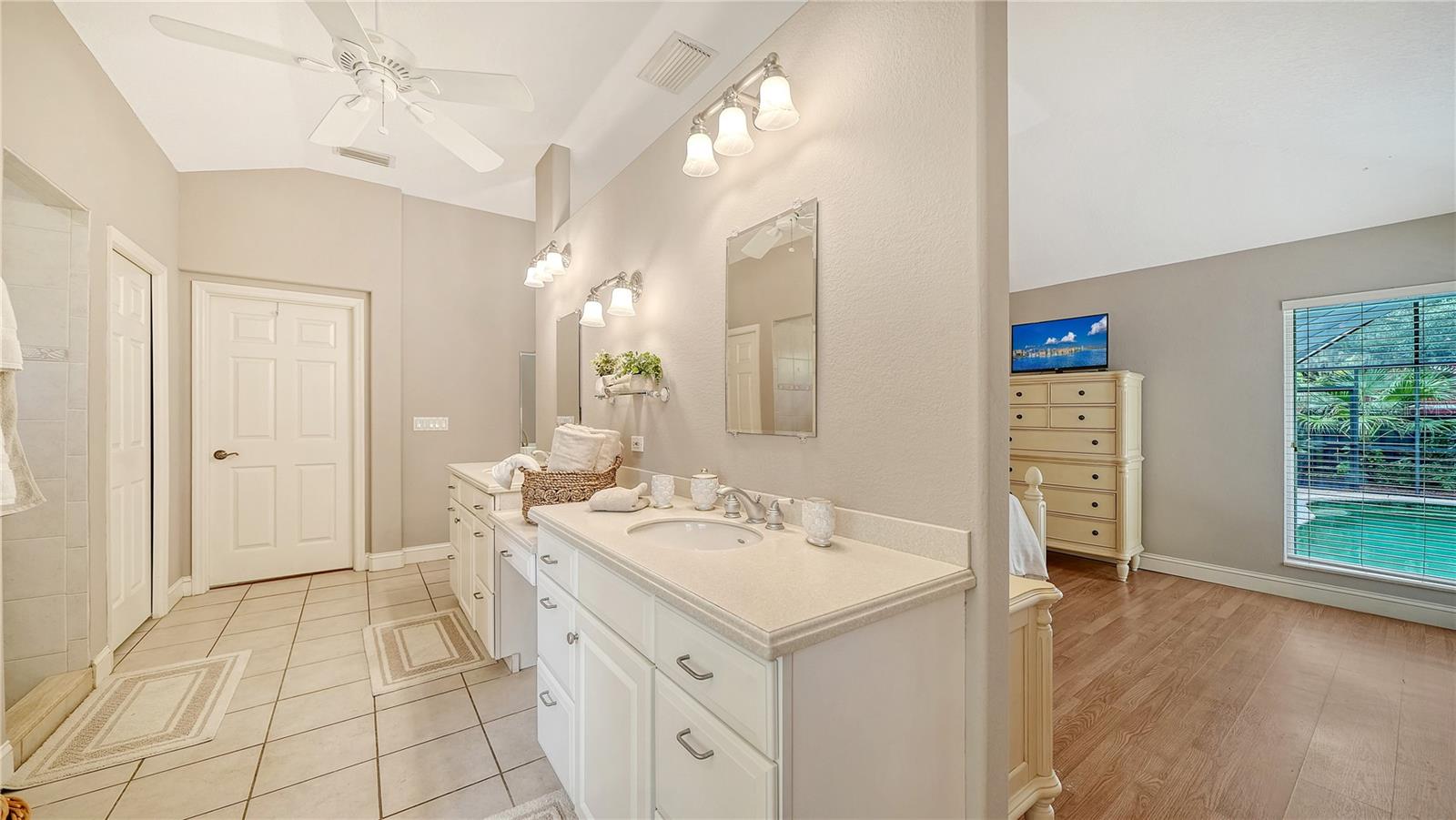 2166 SYLVAN LEA DR