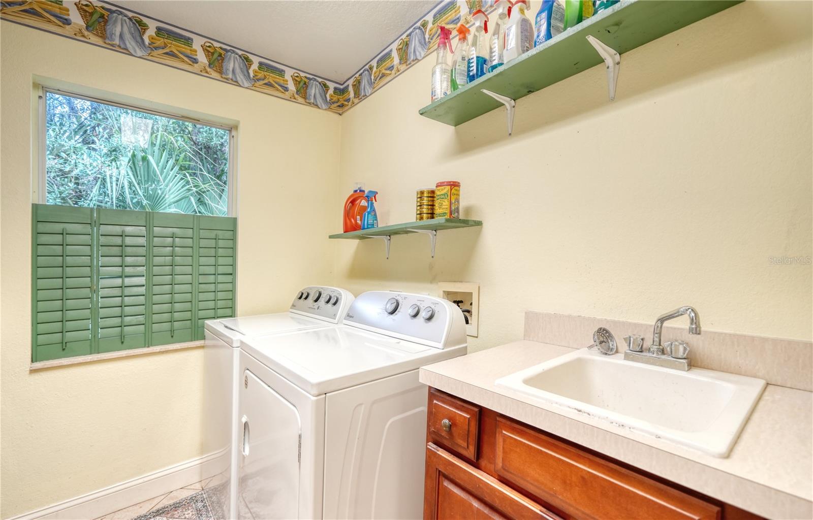 2166 SYLVAN LEA DR