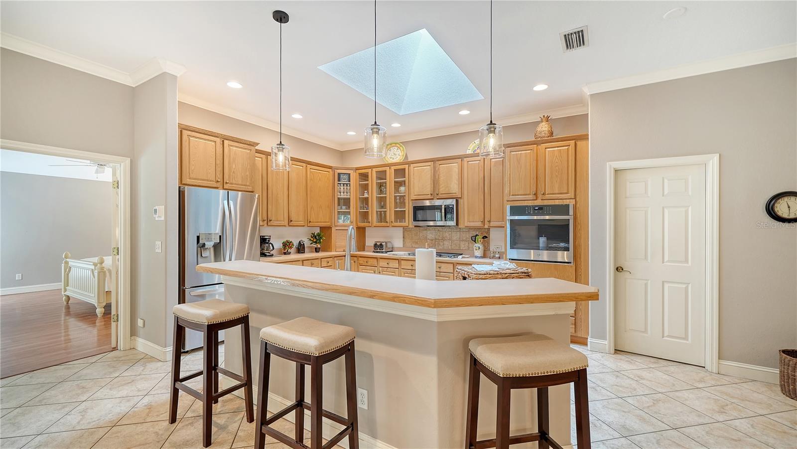2166 SYLVAN LEA DR