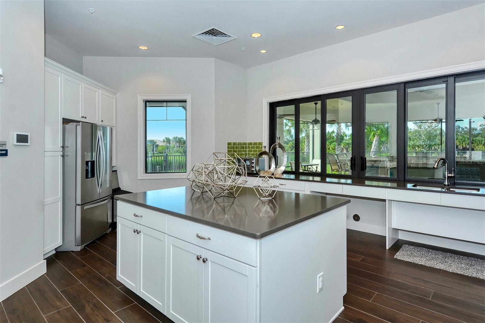 12422 WOOD FERN CT