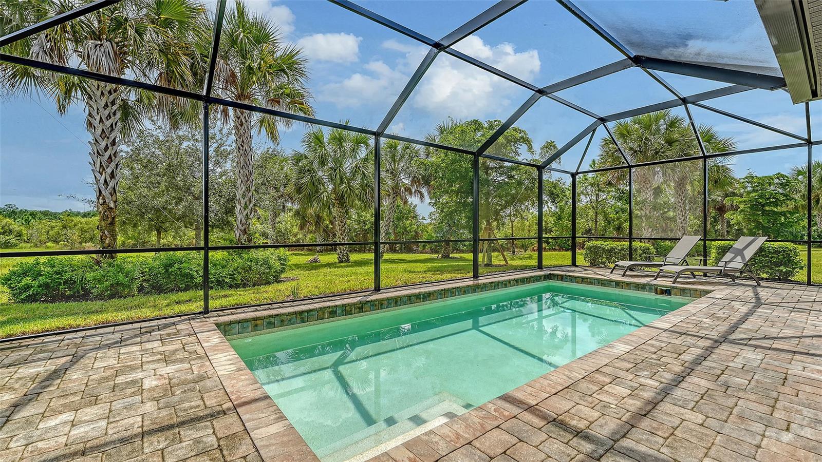 12422 WOOD FERN CT