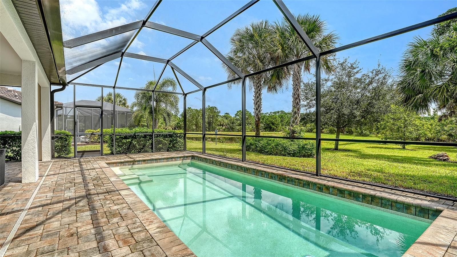 12422 WOOD FERN CT