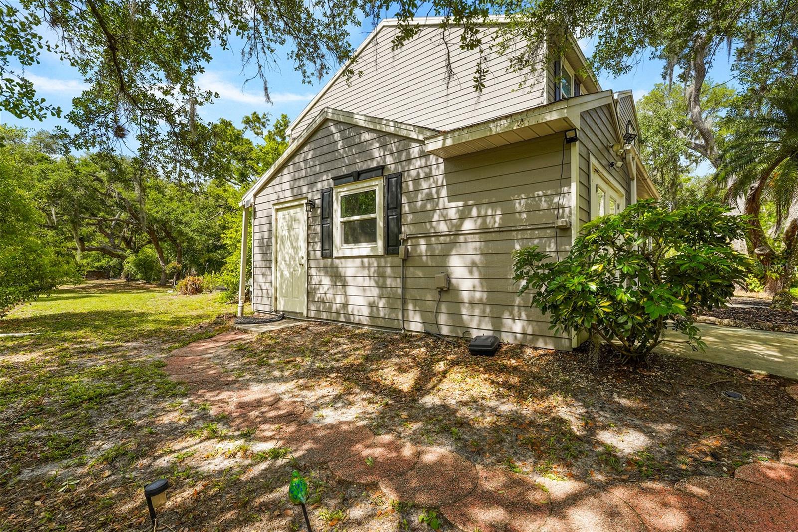 25640 STATE ROAD 70 E