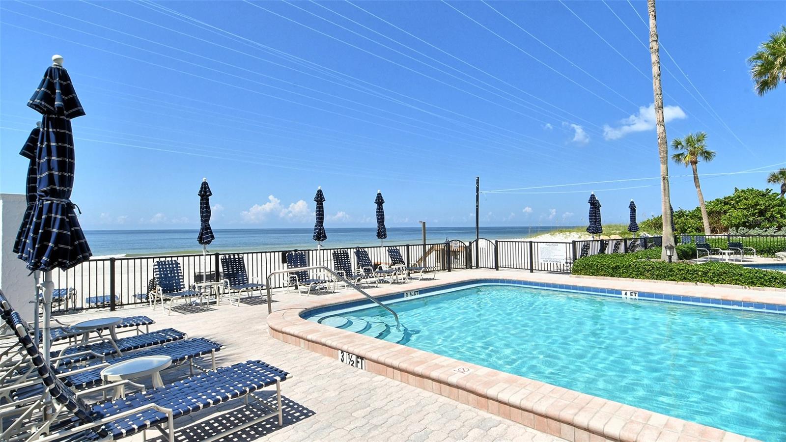 2525 GULF OF MEXICO DR #7B