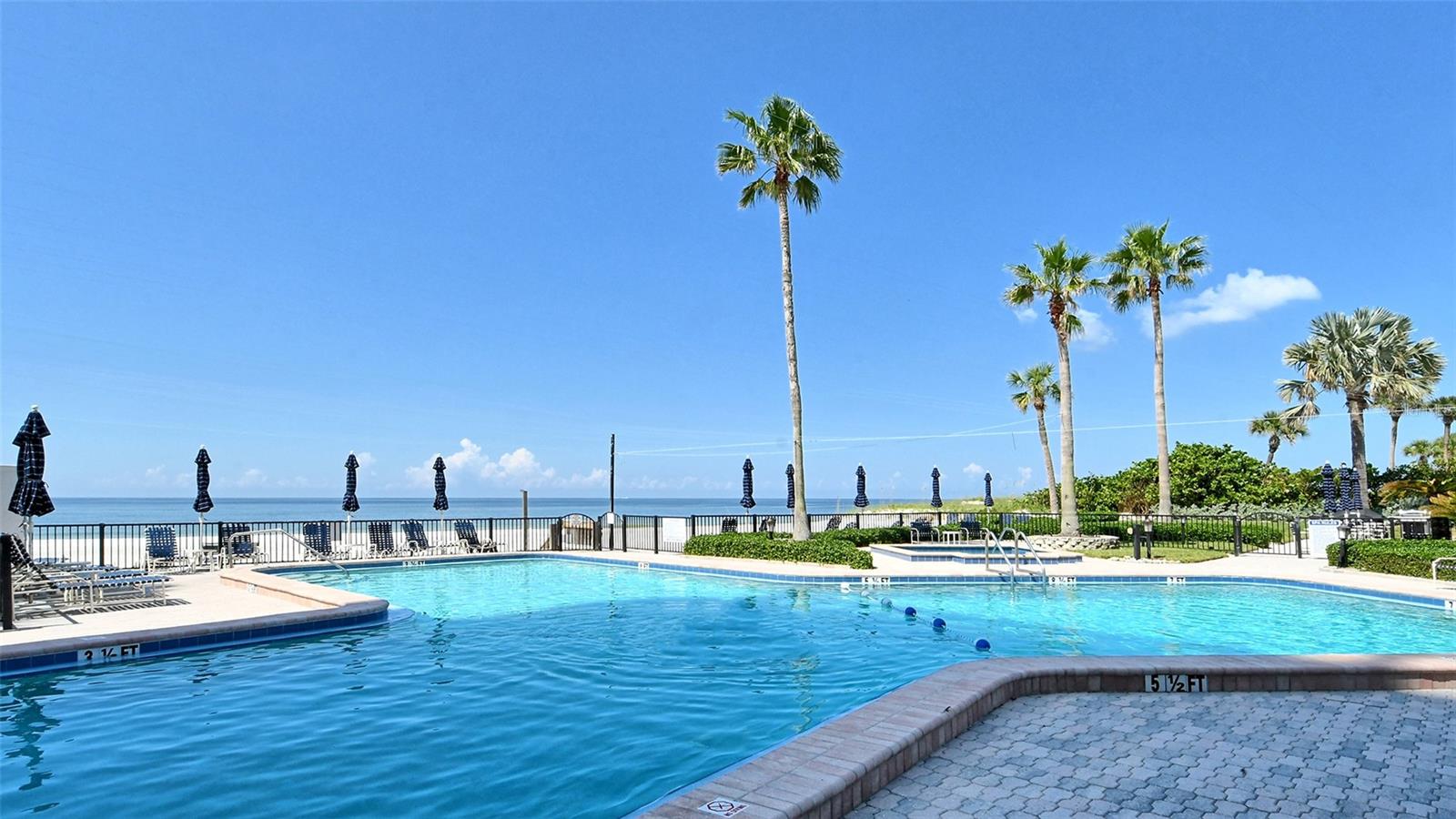 2525 GULF OF MEXICO DR #7B