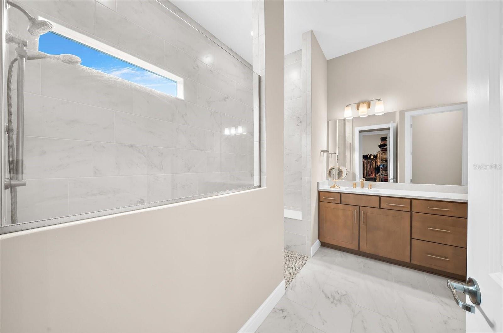 10716 SARATOGA PL