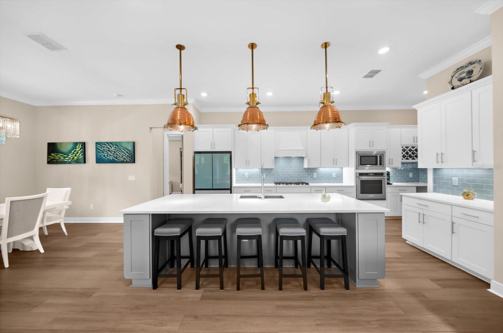 10716 SARATOGA PL