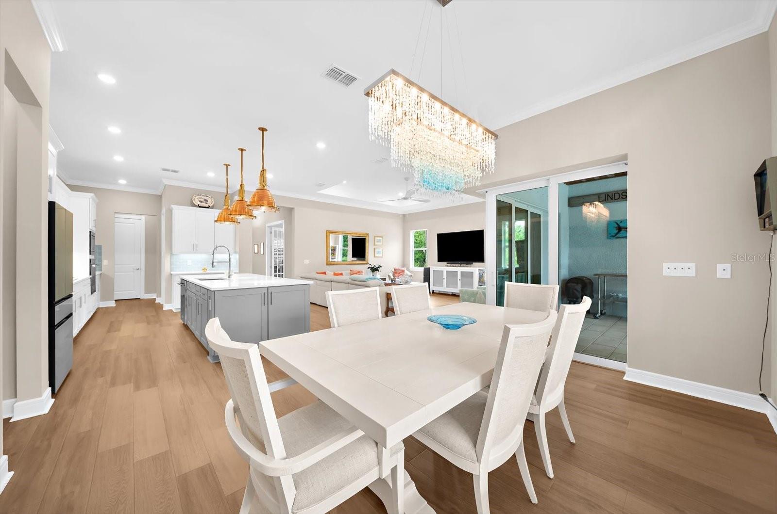 10716 SARATOGA PL