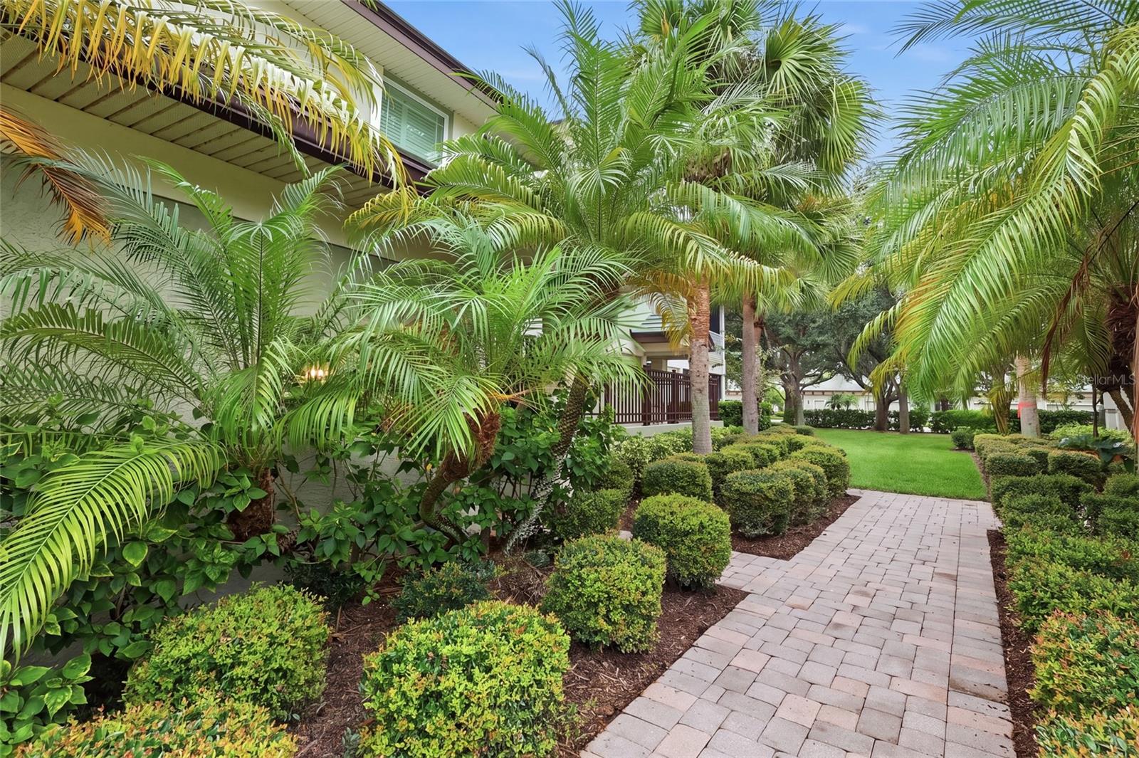 6434 MOORINGS POINT CIR #102