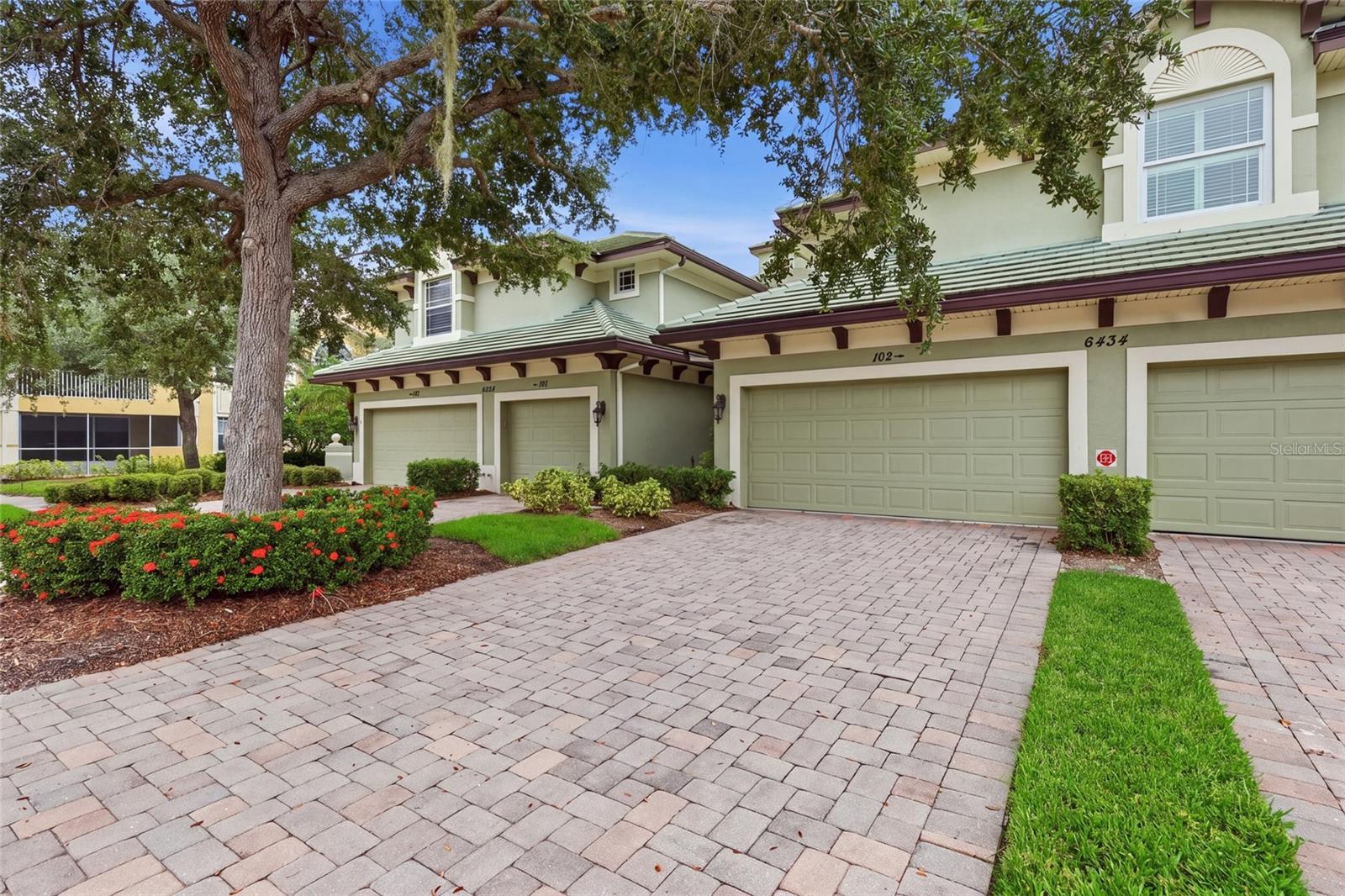 6434 MOORINGS POINT CIR #102