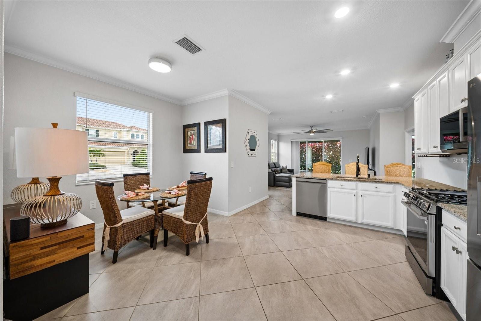 2324 SPRINGHAVEN LN