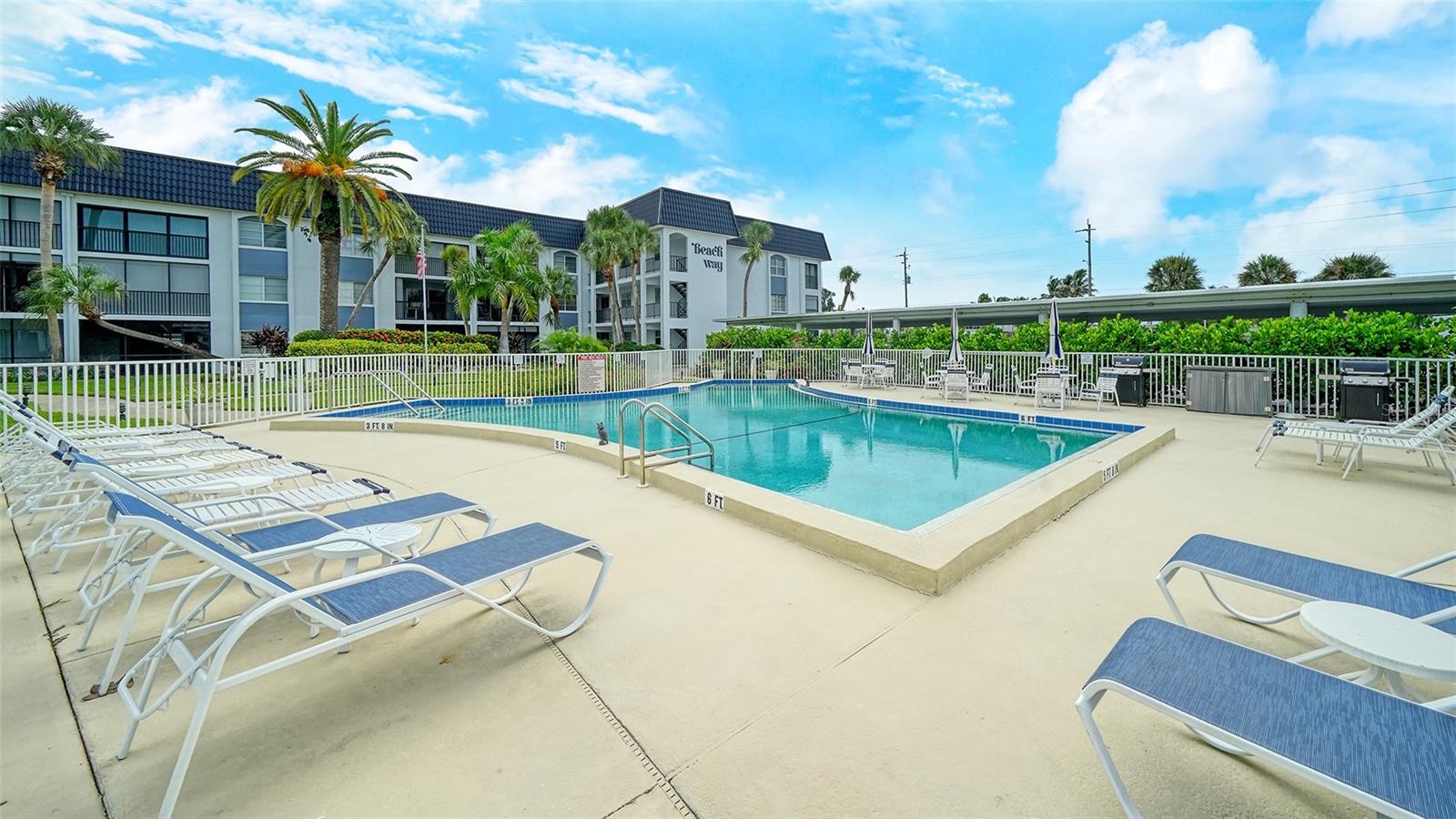 5600 BEACH WAY DR #207