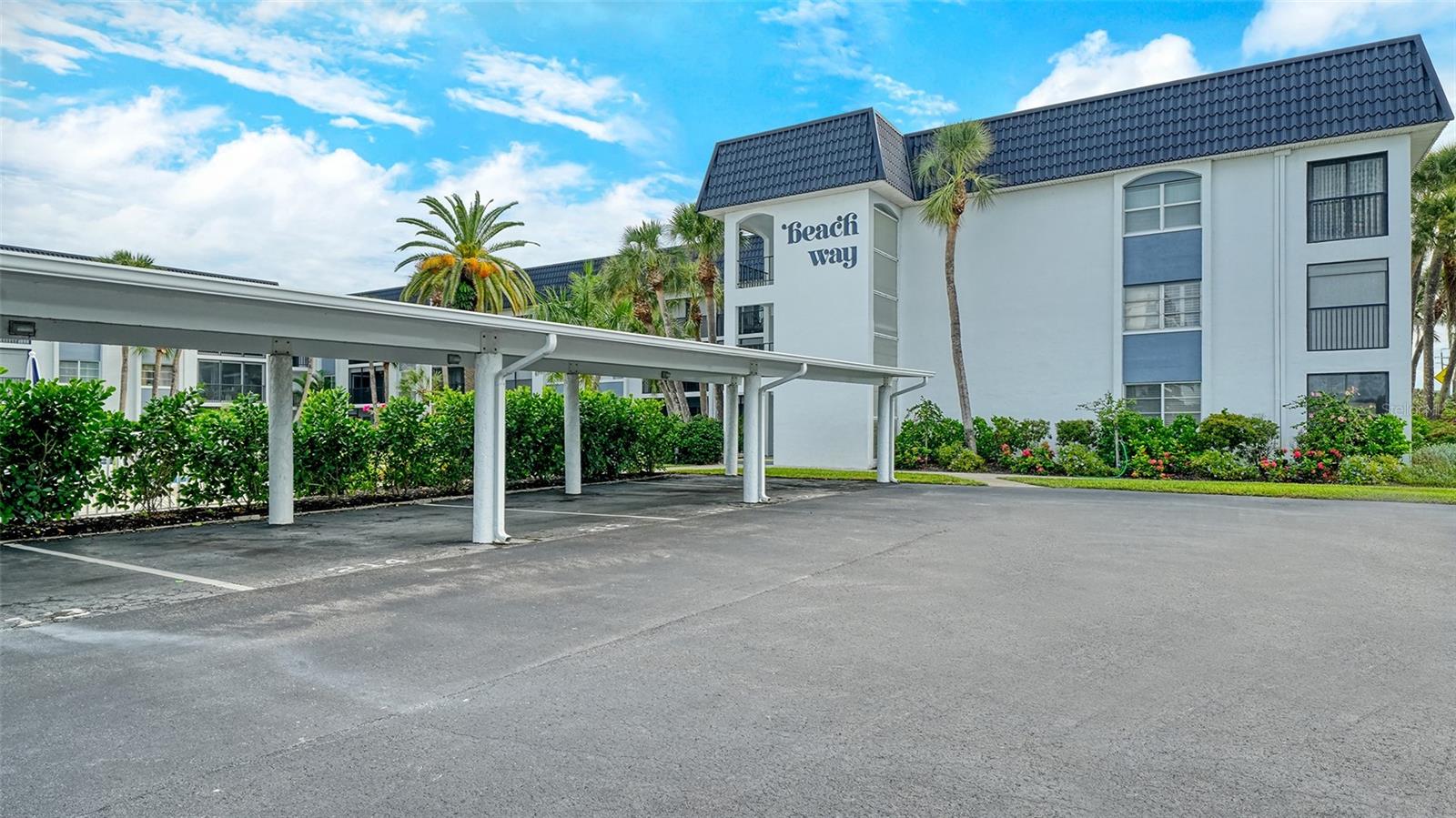 5600 BEACH WAY DR #207