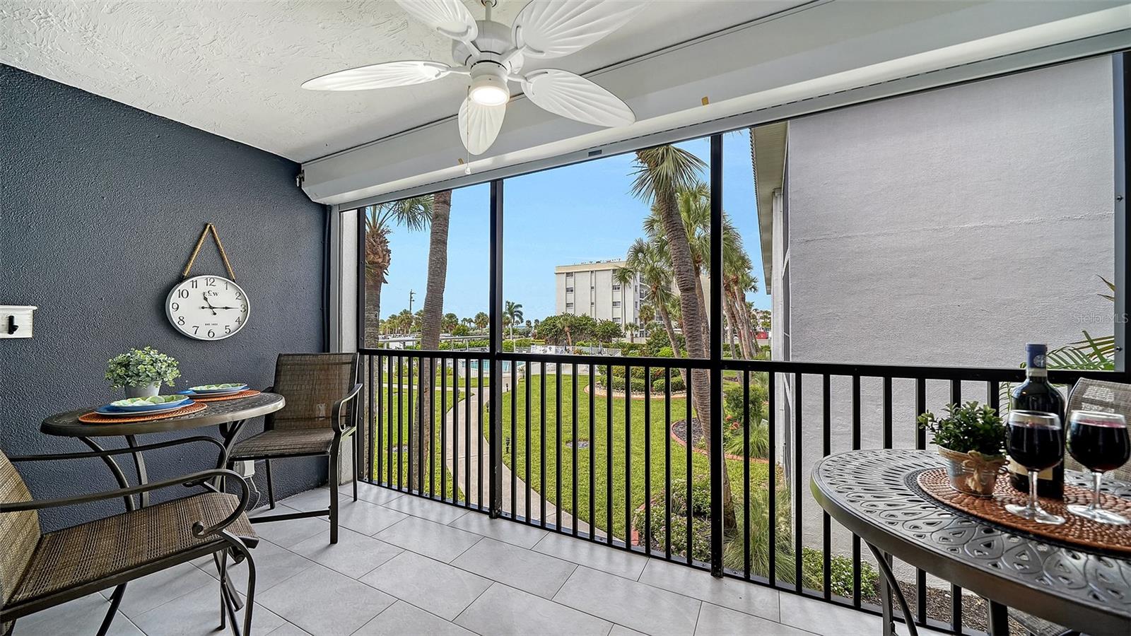 5600 BEACH WAY DR #207