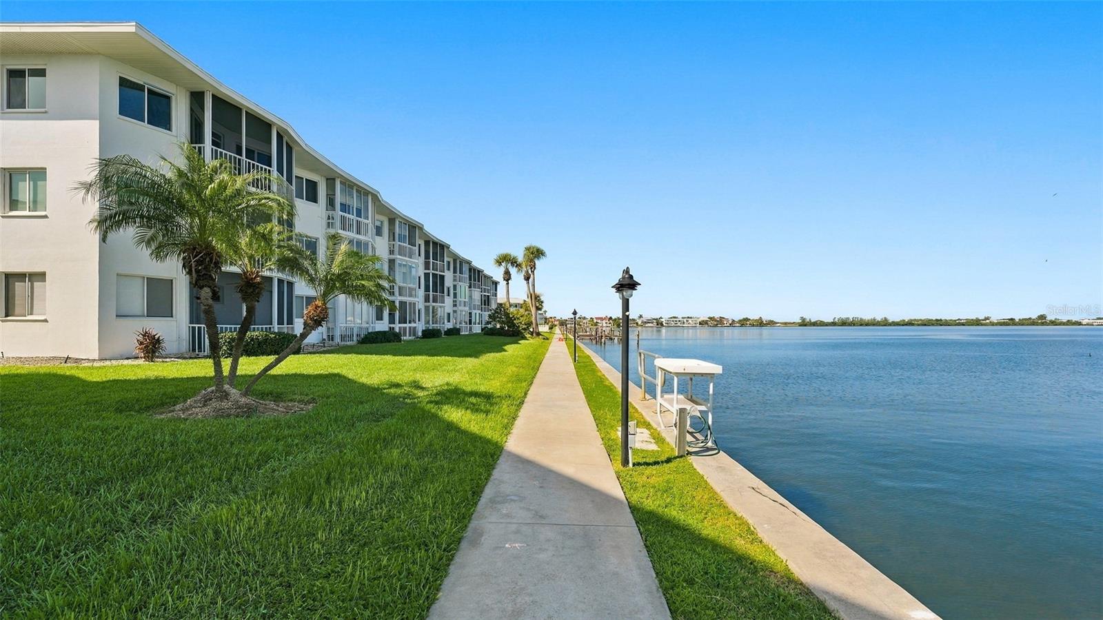 777 JOHN RINGLING BLVD #36